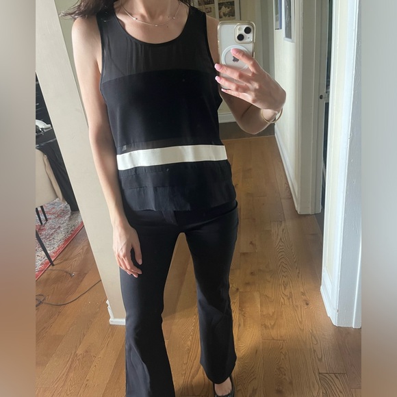 Black Parker Sleeveless Blouse With White Stripe - Picture 2 of 4
